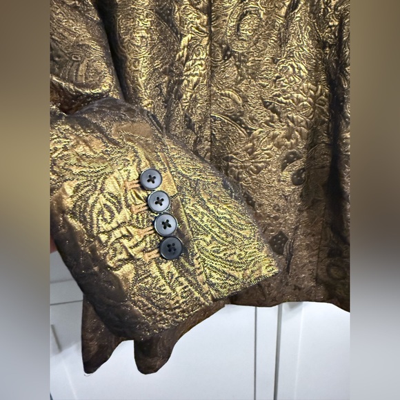 Express Black and Gold Brocade Blazer - Elevate Your Ensemble with Elegance! - Picture 6 of 7